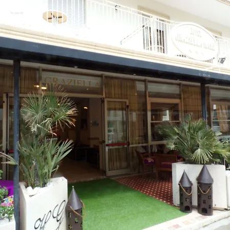 Ξενοδοχείο Graziella Mare 3*